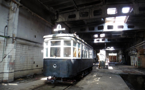 Для музея городского транспорта Дзержинска отреставрируют старые трамваи