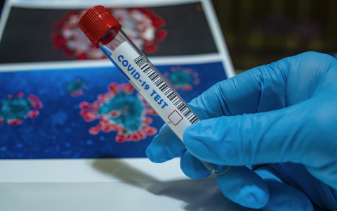 В вознесенской ЦРБ сотрудников тестировали на коронавирус не по режиму