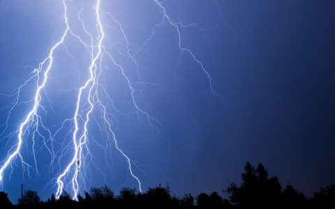 Грозы и ветер надвигаются на Нижегородскую область