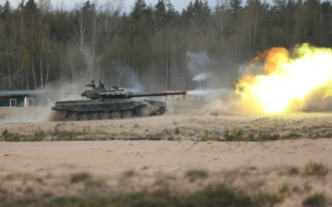 На полигоне «Мулино» прошли боевые стрельбы танков Т-72Б3