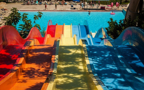 Условия работы аквапарков в Нижегородской области