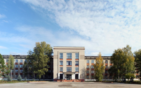 Завод "Кристал" оштрафован за невыдачу СИЗов сотрудникам