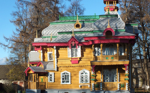 Жители Володарска приняли участие в квесте «Прошагай город»