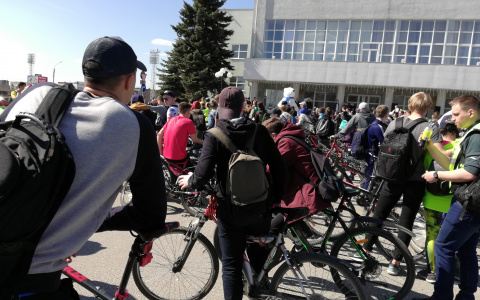 Жители Дзержинска устроили велопарад от города до Шуховской башни (ФОТО)