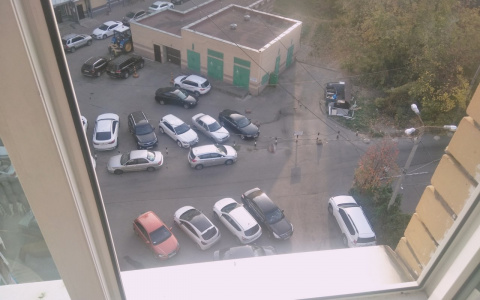 В Балахне из окна пятиэтажного дома выпал трехлетний ребенок