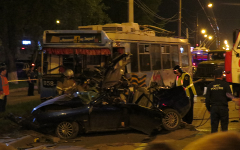 Празднование дня победы в Дзержинске закончилось сильной аварией (ФОТО)