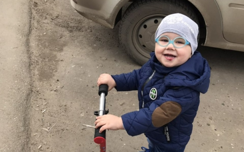 Врачи не могут поставить диагноз: маленькому дзержинцу нужна помощь