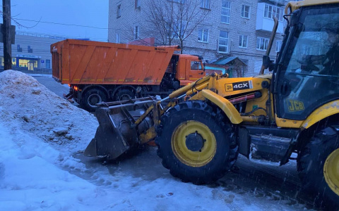 Более тысячи кубометров снега вывезено со дворов жилфонда управляющей компании «Управдом-Центр»