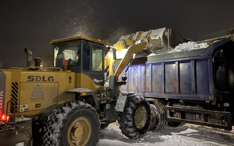 Дзержинцы о пробках в городе: «Снег неожиданно выпал?»