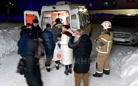 За жизнь девушки, провалившейся в яму с кипятком в Дзержинске, борются медики