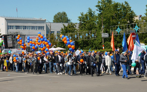 «Спасибо вам за то, что сегодня наш Дзержинск именно такой»: Иван Носков поздравил горожан с Днем города
