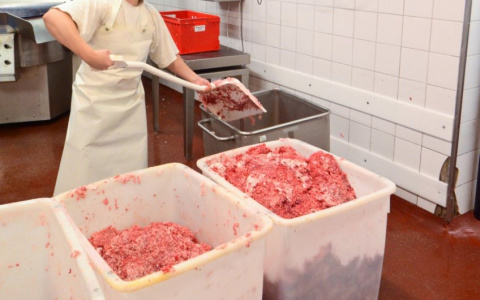 Говядину с опасными бактериями продавали в Нижегородской области