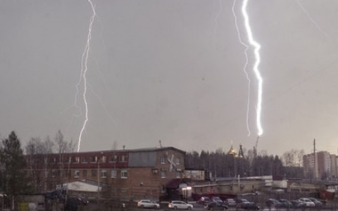 Гроза, ливень и град ожидаются в Дзержинске 3 июля