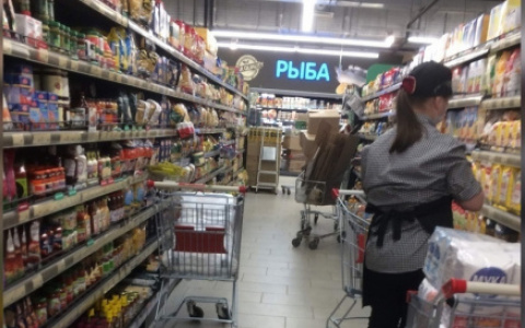 Малоимущие семьи могут получить сертификаты на еду