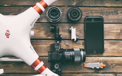 Жители России оценили предложение о запрете гаджетов в школах