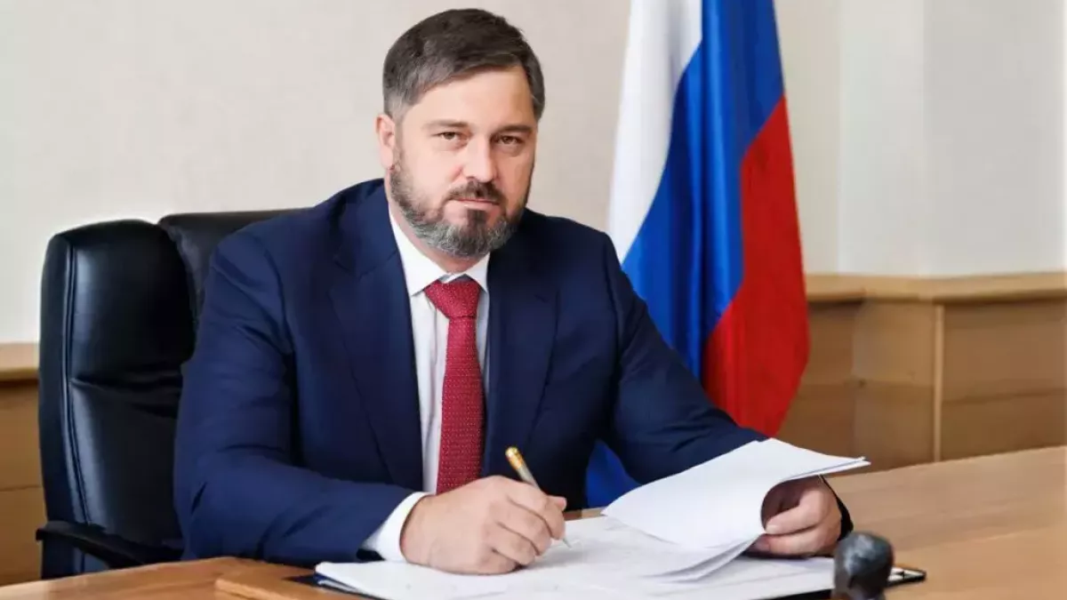 Глава Дзержинска признался в любви всем женщинам города