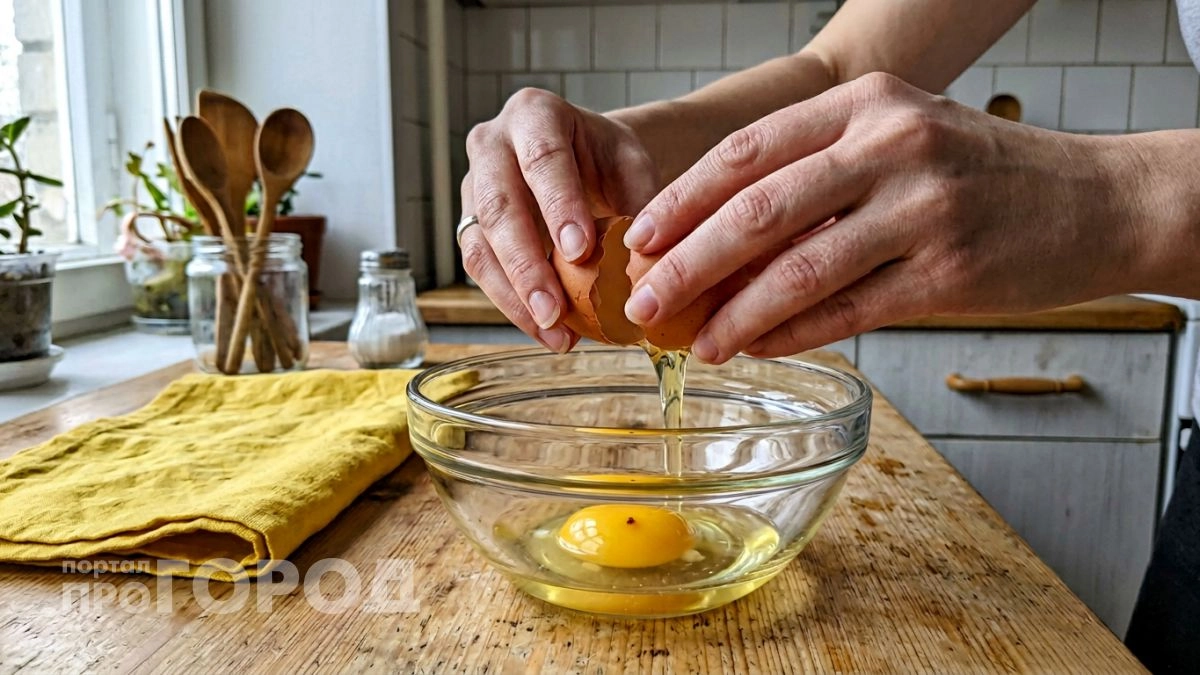 Пятно в желтке — не повод выбрасывать яйцо, и вот почему диетологи так считают