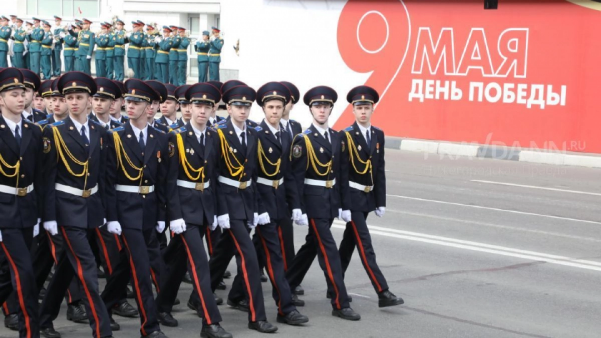 Репетицию парада в Дзержинске отменили из-за плохой погоды