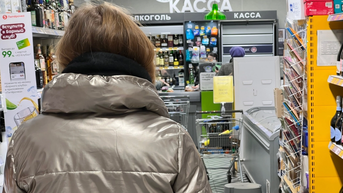 Терминалы исчезают с прилавков — наличные снова в моде: 5 веских причин, почему цифровая оплата стала опасной