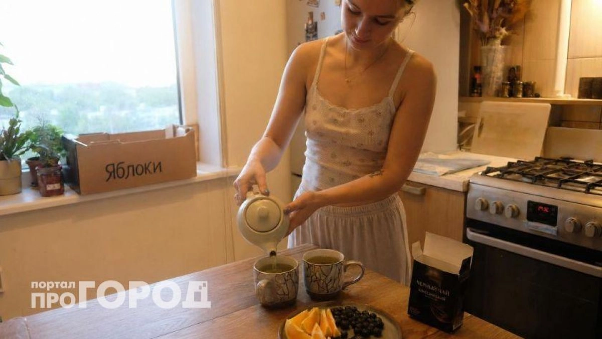 Забудьте о сладостях к чаю: диетологи раскрыли список продуктов для сохранения молодости кожи и сосудов