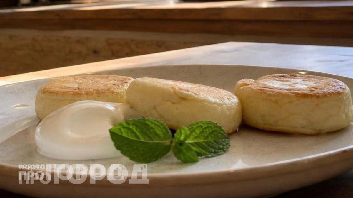 Больше никаких сырников: делюсь секретом быстрого завтрака из плавленых сырков и яиц за 10 минут на сковороде