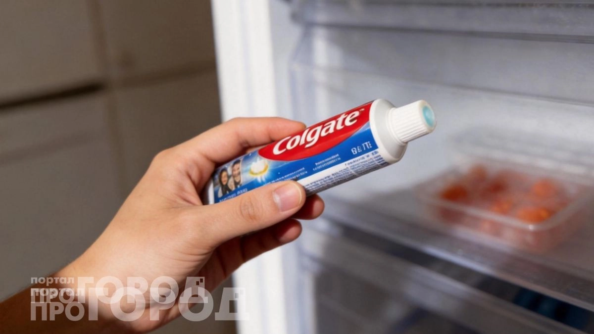 Хитрый трюк с зубной пастой из морозилки: теперь очищаю кухню от въевшегося налета буквально за одну минуту