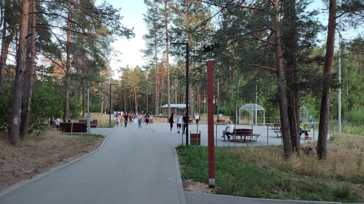 Дзержинским депутатам отказали в создании парка на месте бывшей детской больницы №8 на Гайдара