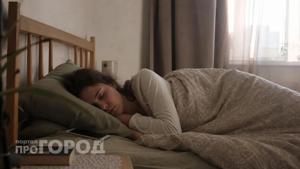 Перестаньте класть смартфон у изголовья на ночь: узнайте почему это портит ваш сон и здоровье мозга