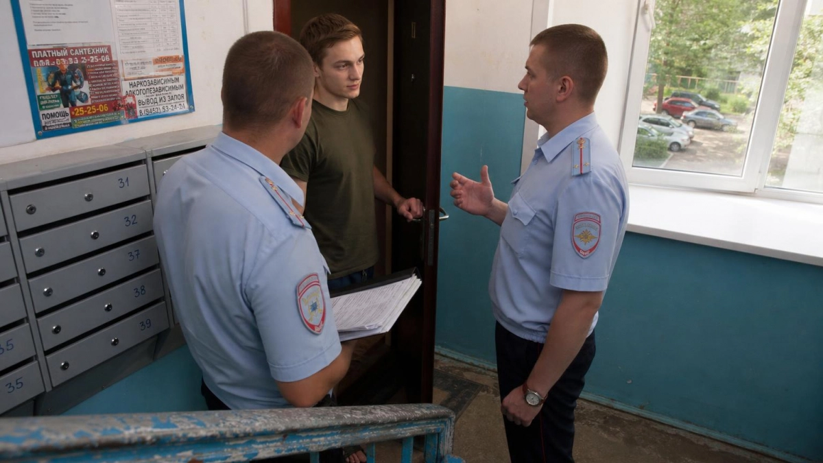 В Дзержинске "продавец оружия" забрал у 19-летнего парня деньги и перестал выходить на связь