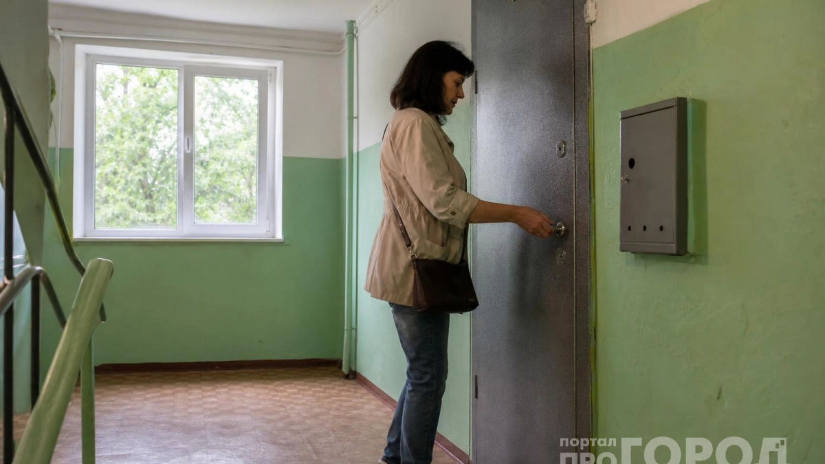 В Европе давно отказались от железных дверей, а у нас они везде: есть более легкая и надежная замена громоздкому металлу 