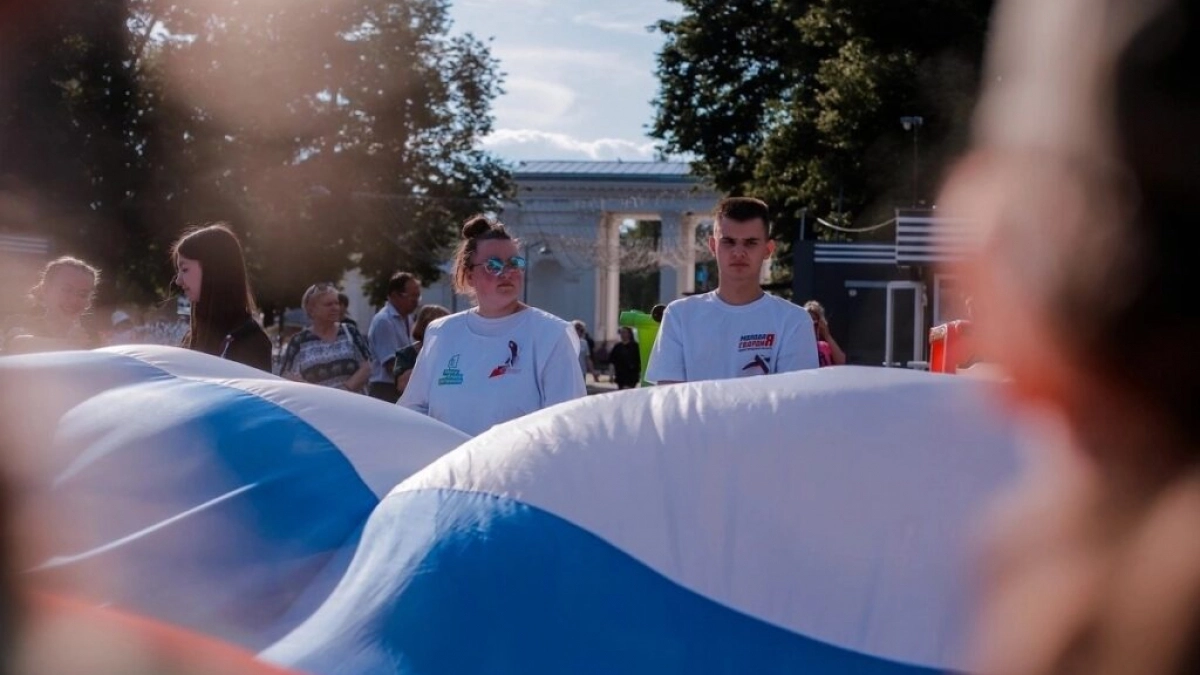 Волонтёры Дзержинска помогли организовать День России