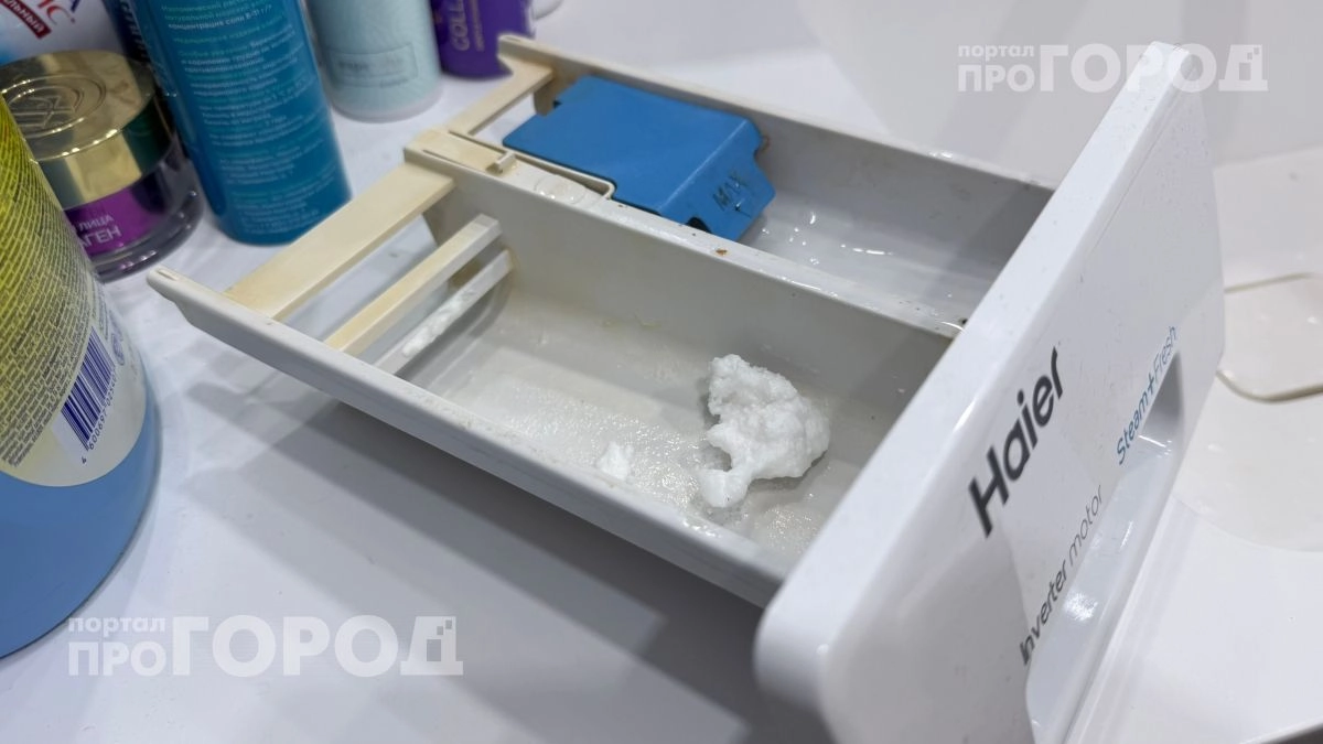 Вы годами совершаете ошибку при стирке: мастер объяснил истинное назначение третьего отсека в лотке
