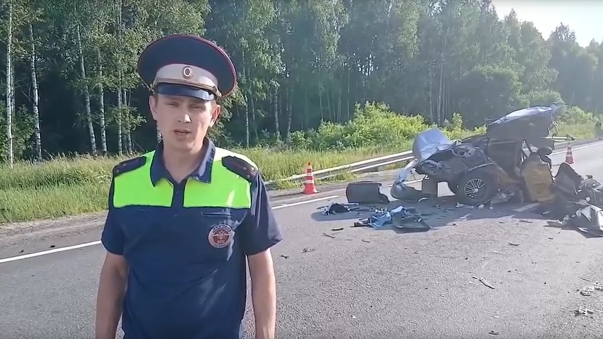 18-летняя девушка погибла в аварии с фурой на трассе в Нижегородской области