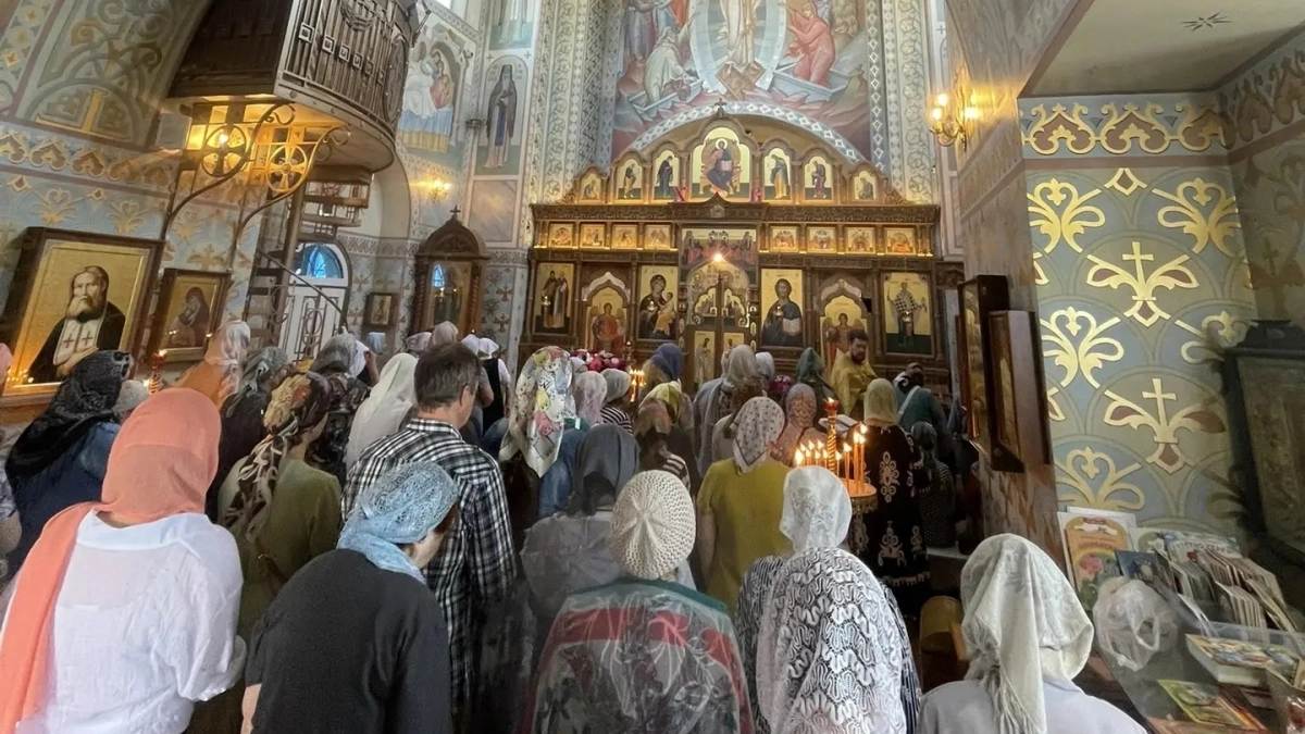Всего один день дзержинцы смогут поклониться чудотворной иконе Владимирской Оранской Божией Матери