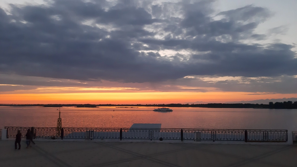 Три теплохода столкнулись в Нижегородской области