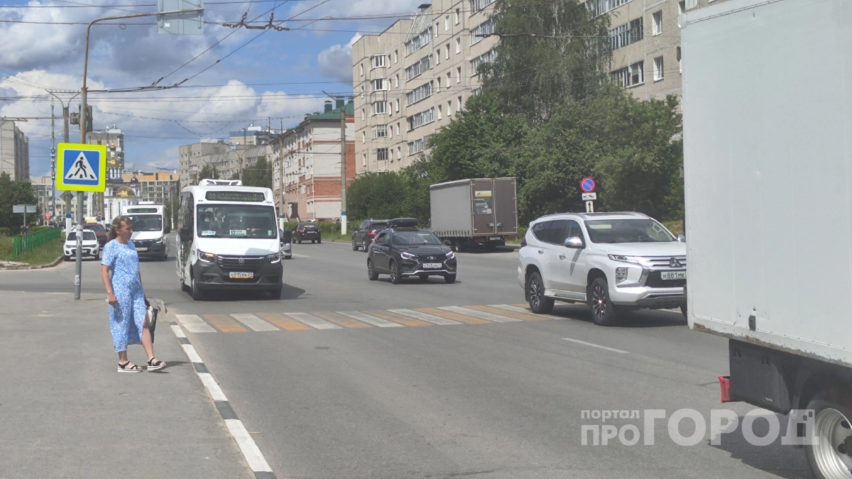 «Пересекли сплошную — лишение»: не ведитесь на эту фразу - назовите инспектору ГИБДД эту статью и останетесь с правами
