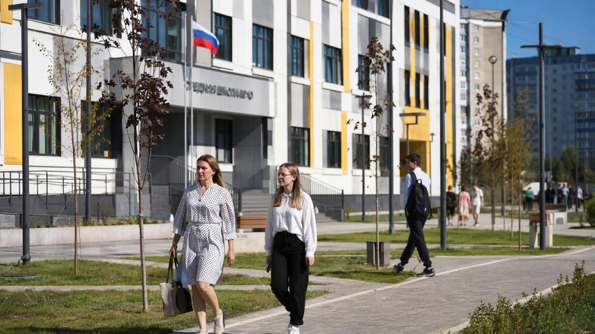 В Дзержинске открыли новую школу имени Александра Молева