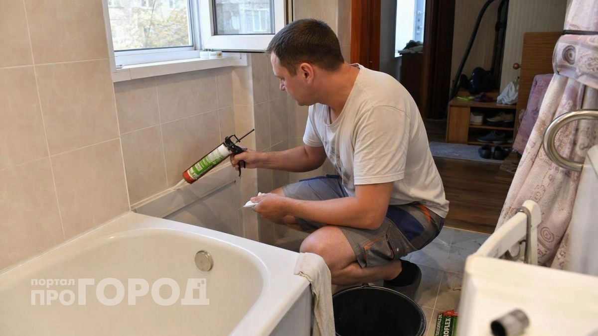 Больше никакого герметика: копеечное аптечное средство навсегда избавит вас от сырости и щелей в ванной