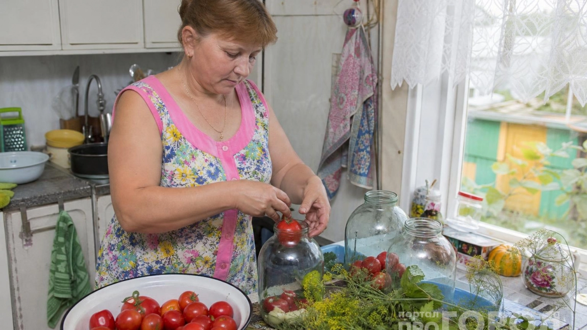 Банки кипятком больше не стерилизую: нашла способ быстрее и без лишней возни у плиты