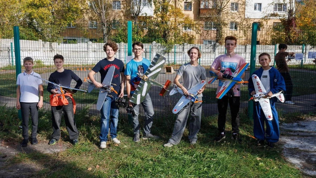 Около 200 школьников протестировали роботов и беспилотники на фестивале Сборка в Нижегородской области
