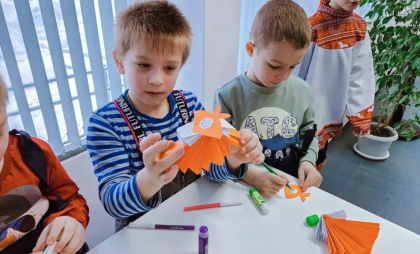 Сцена вместо гуляний: как юные актеры Дзержинска превратят библиотеку Гагарина в театральные подмостки 21 февраля