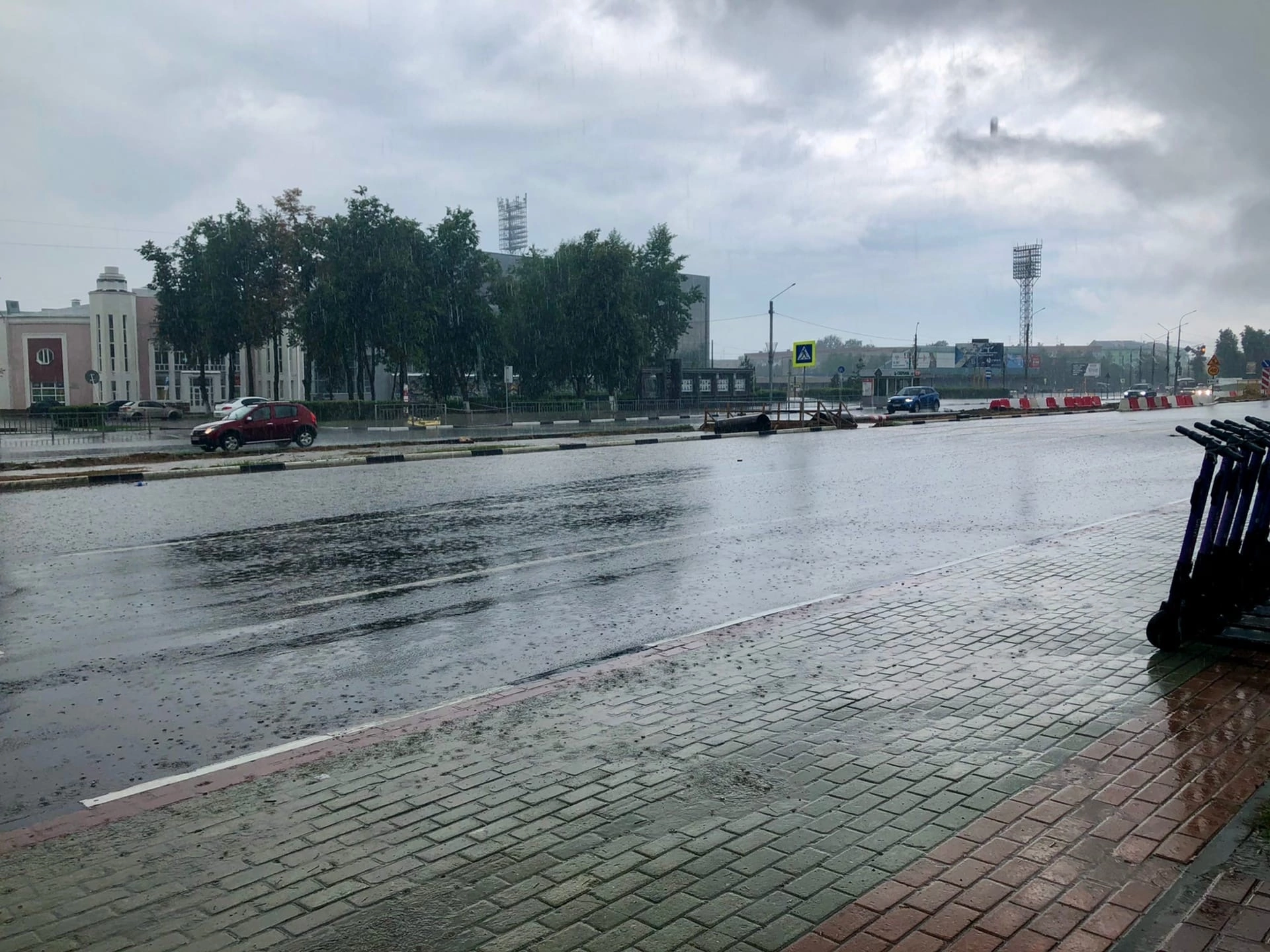 На Дзержинск надвигается неприятное погодное явление